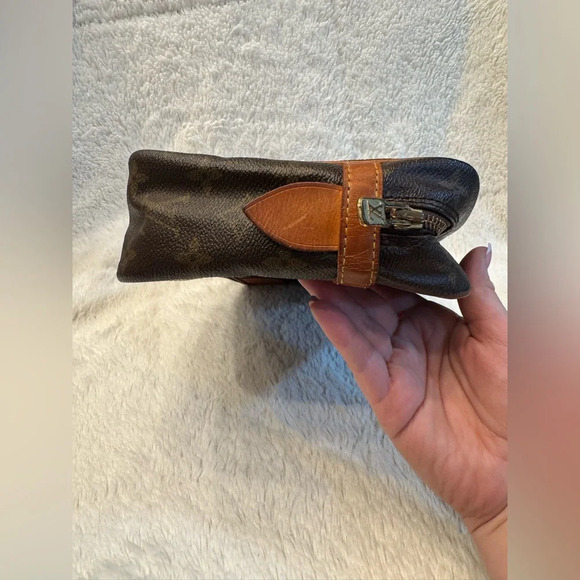 EUC Vintage 1989 Louis Vuitton Monogram Compiegne 28 - Picture 2 of 12